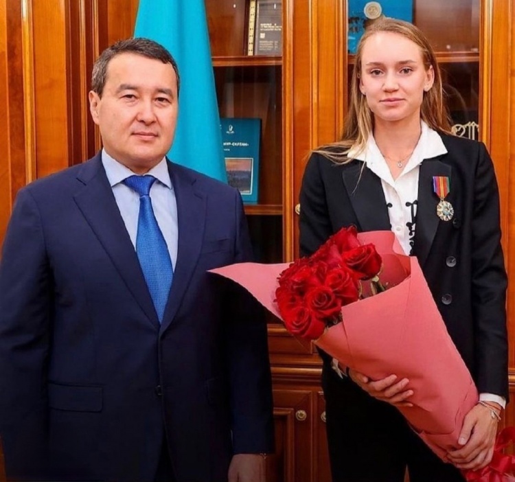 策略成为获 策略成为获