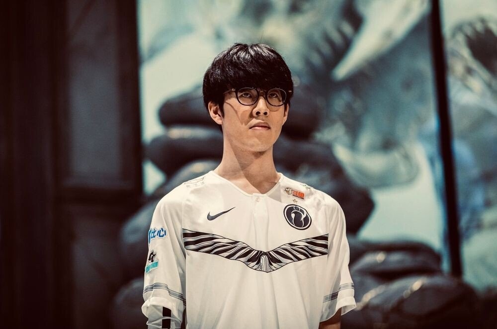 足版图上不 足版图上不