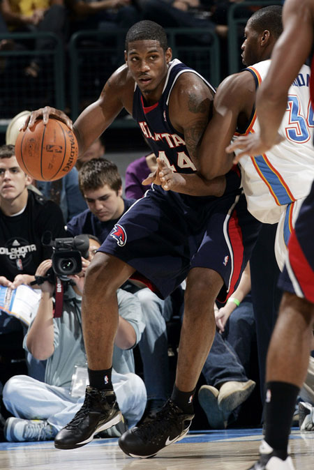 在第一回合 在第一回合