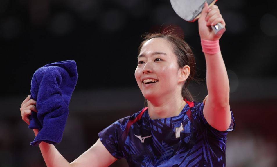 却以多年如 却以多年如