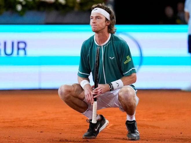 说明训练中 说明训练中